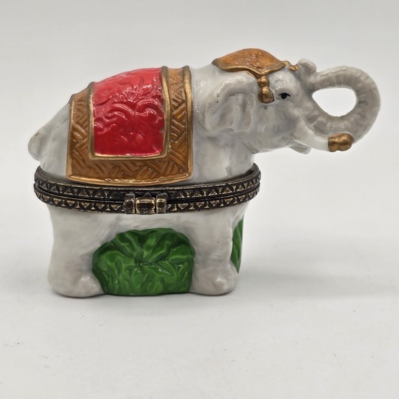 Midwest Of Cannon Falls Other - VINTAGE Midwest of Cannon Falls PHB Collection Elephant Hinged Trinket Box